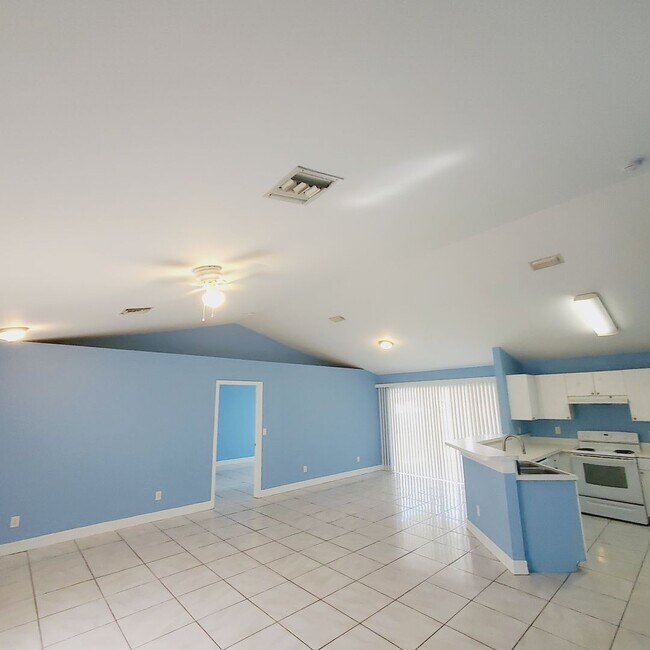 Foto del edificio - 3916 22nd St W