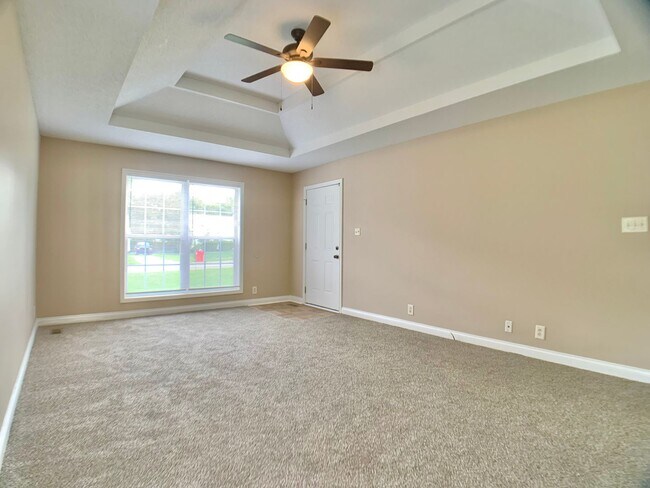 Building Photo - 576 Joshua Dr
