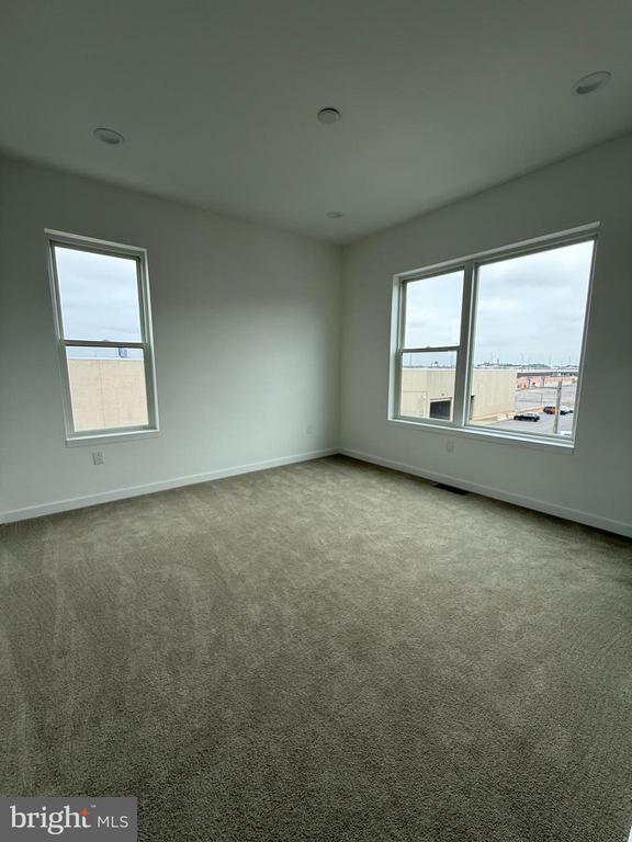 Foto del edificio - 3000 Riseview Ln