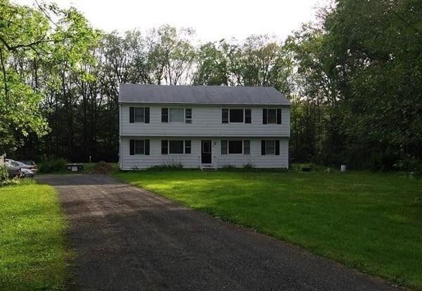 Front Driveway - 81 Old Amherst Rd