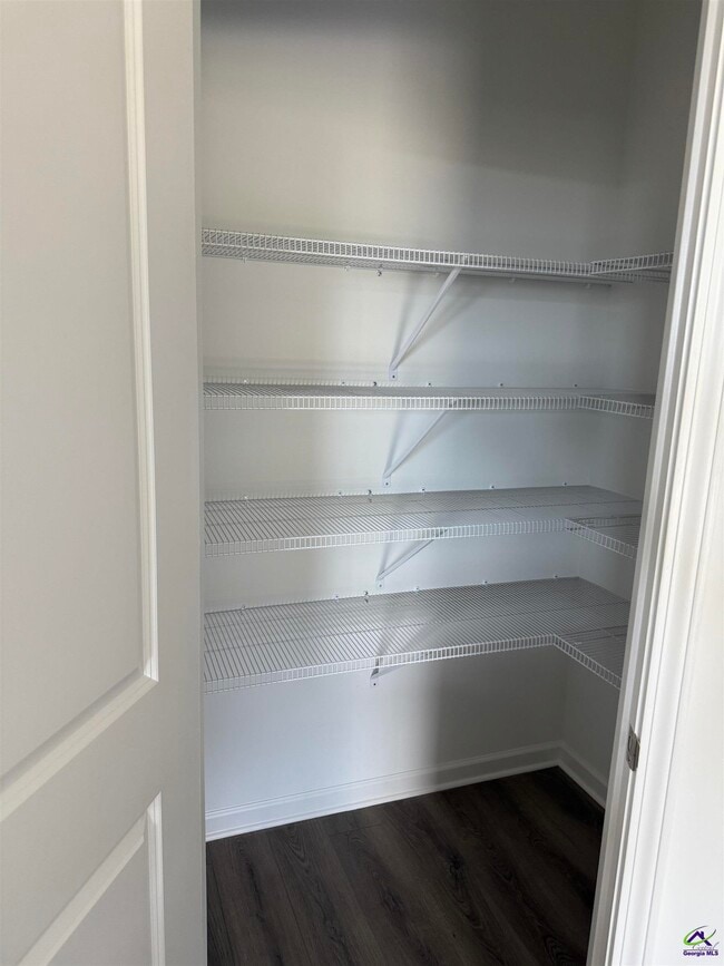 Foto del edificio - 203 Overton Dr