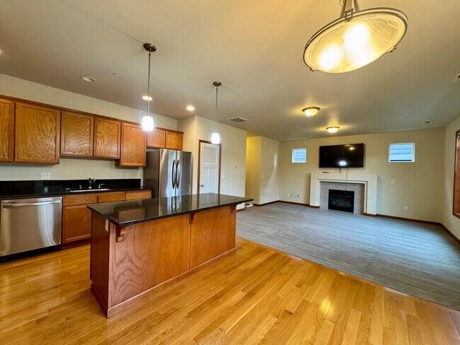 Foto del edificio - Well maintained 4bd home in Lynnwood!