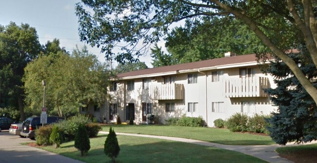 Building Photo - Fairwood Arms Apartments