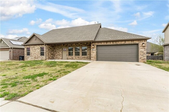 Building Photo - 582 Quartz Wy
