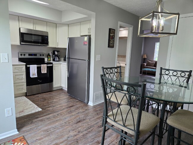 Foto del edificio - 7744 Amberfalls Ct