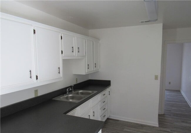 Foto del edificio - 402 Hill St