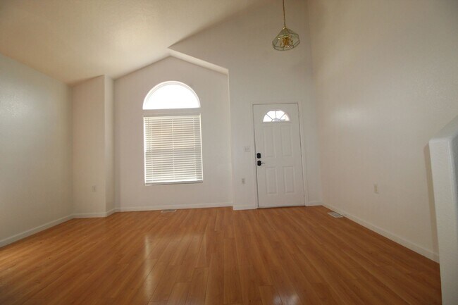 Foto del edificio - Great Home in West Greeley