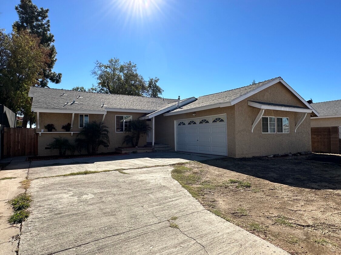 12272 Remington St, Pacoima, CA 91331 House Rental in Pacoima, CA