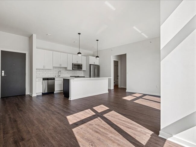 Open Concept - Vantage on the Park