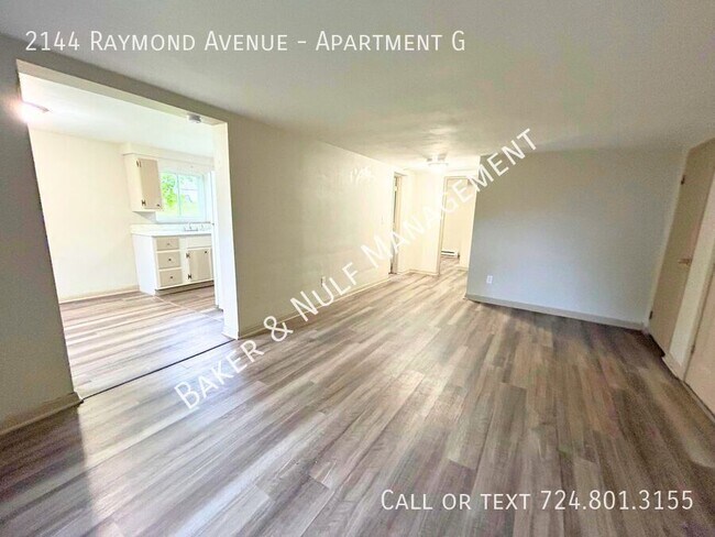 Foto del edificio - 2144 Raymond Ave