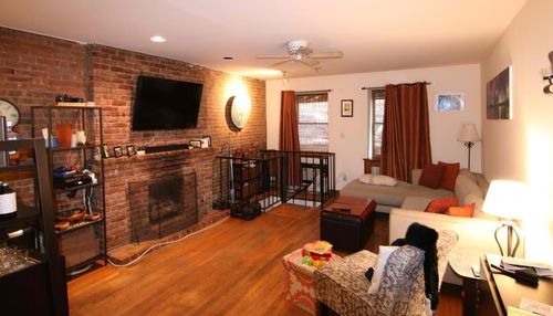 Primary Photo - 31 W 73rd St