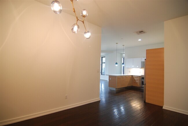 Foto del edificio - 801 S Grand Ave