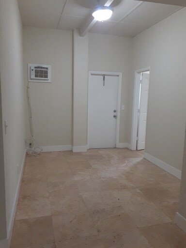 Foto principal - 873 F Rd