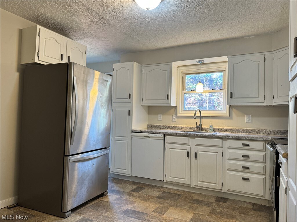 404 Grant Ave, Martins Ferry, OH 43935 House Rental in Martins Ferry