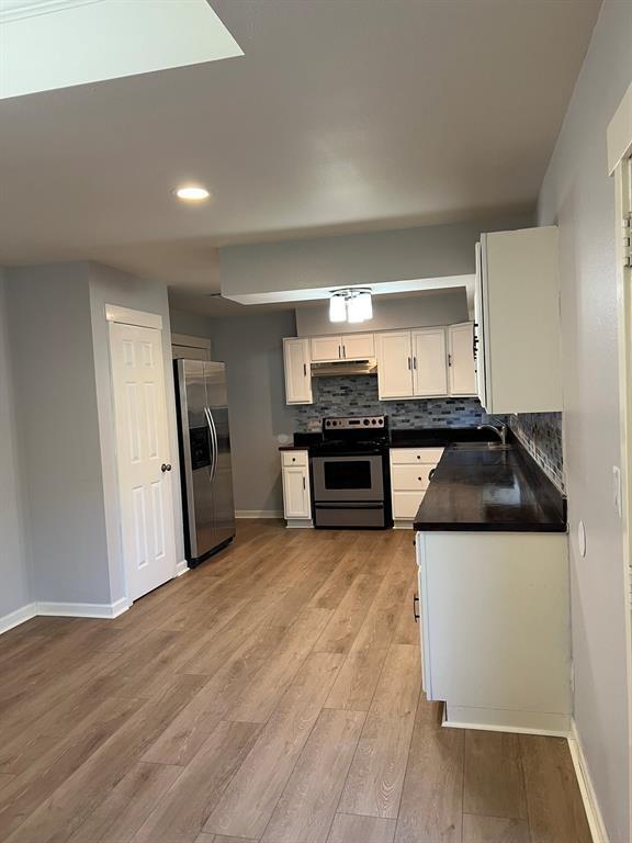 Building Photo - 9 Las Flores Dr