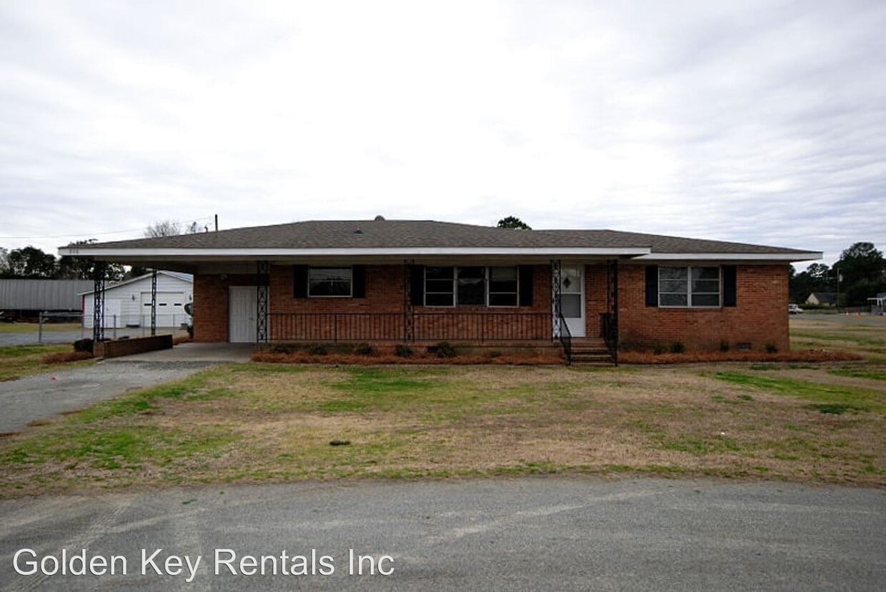 Primary Photo - 4 br, 1.5 bath House - 938 E New Hope Rd
