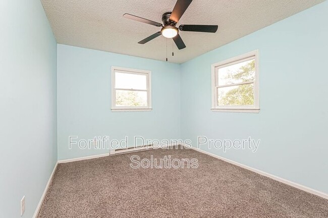 Building Photo - 1115 Wachovia St
