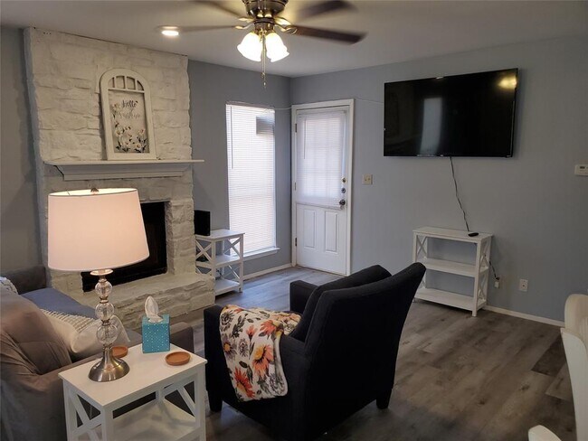 Foto del edificio - 7605 St Amant Pl