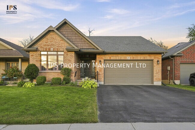 Building Photo - 51 Hanover Ct