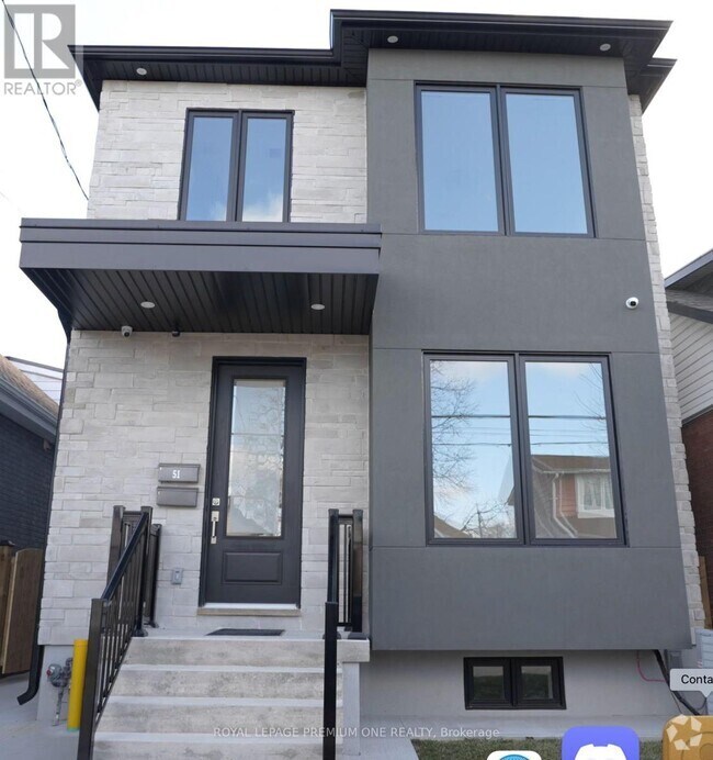 Mount Dennis Apartments for Rent with Hardwood Floors Toronto, ON 8