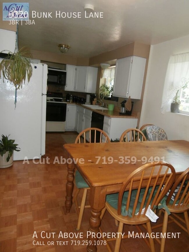 Building Photo - 3 Bedroom 2.5 Bath in Homestead Subdivision