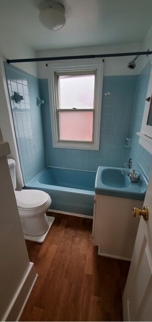 Building Photo - 70 Nellis Park