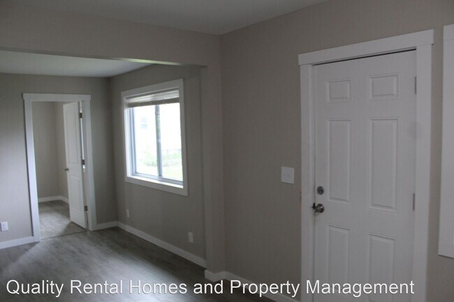 Foto del edificio - 2 br, 1 bath House - 2136 E Bristol Rd