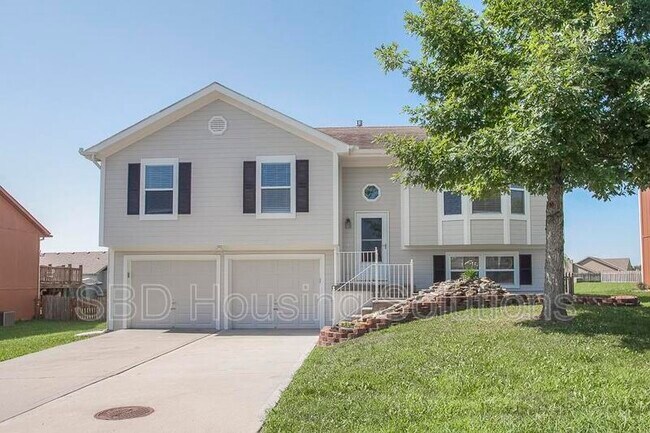 Building Photo - 1013 Bob White Ln