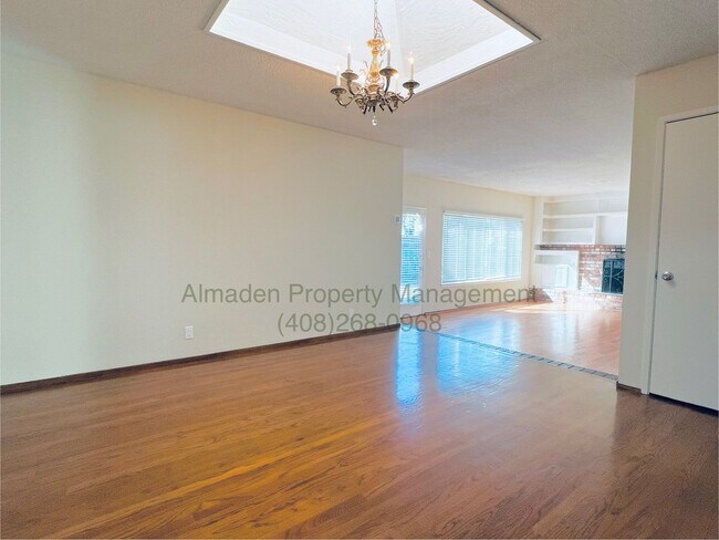 Foto del edificio - Updated Single-Story Almaden Home! Award W...