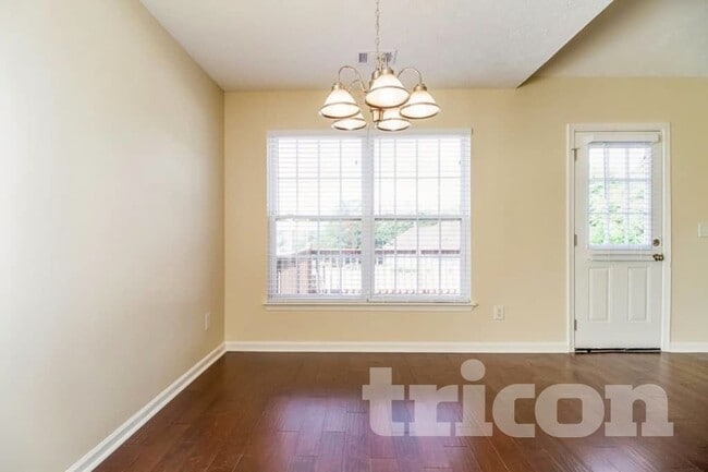 Building Photo - 2923 Wills Ct