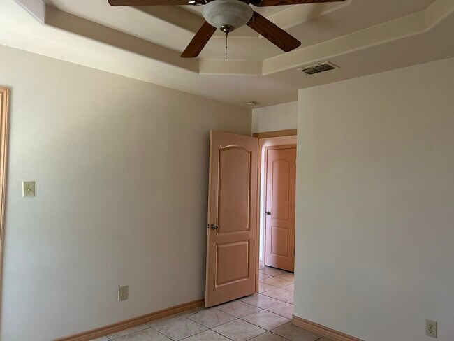 Foto del edificio - 2903 S Martin Ave