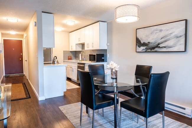 Building Photo - Cochise Apartments