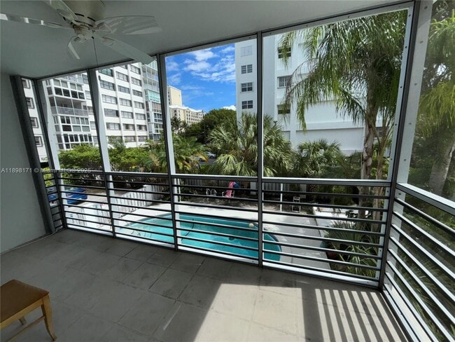 Foto del edificio - 301 Sunrise Dr