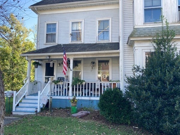 Primary Photo - 16 Burroughs St