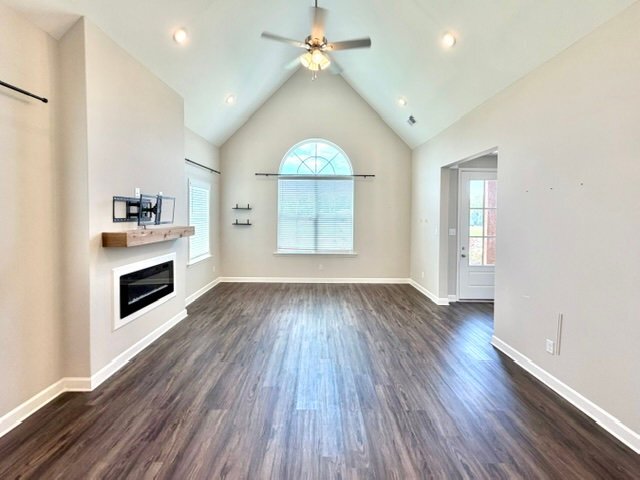 Building Photo - 7782 Emeline Dr