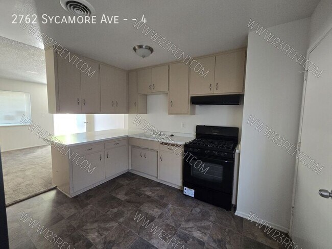 Foto del edificio - 2762 Sycamore Ave