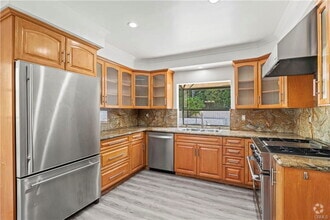 Building Photo - 3454 Green Vista Dr