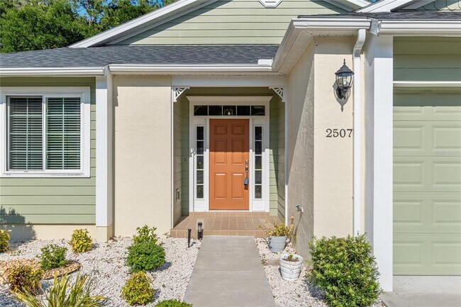 Foto del edificio - 2507 NE 33rd Ct