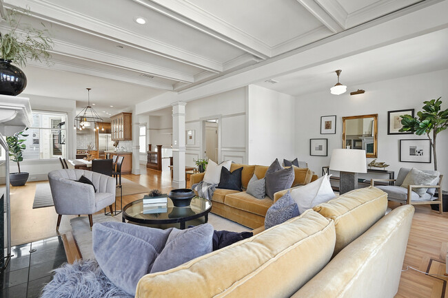 Foto del edificio - 1565 Clay St