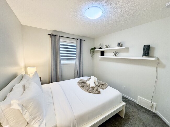 Photo du bâtiment - 20548-20100 100 Ave NW