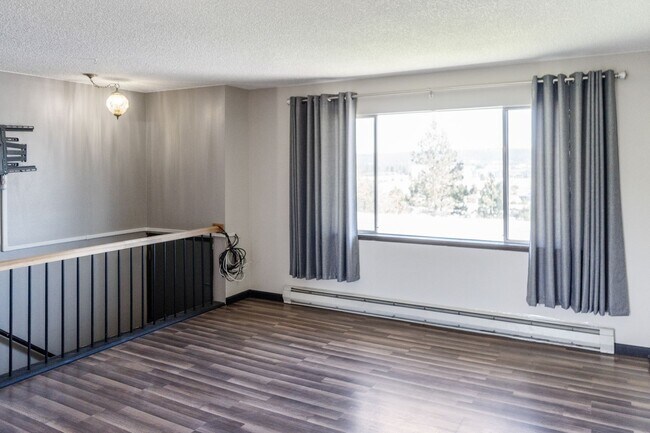 Foto del edificio - 13726 E Mission Ave