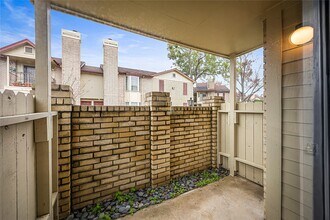Building Photo - 2120 El Paseo St