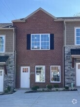 Building Photo - 510 Station Ct