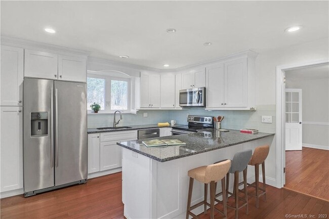 Building Photo - 81 Opper Rd