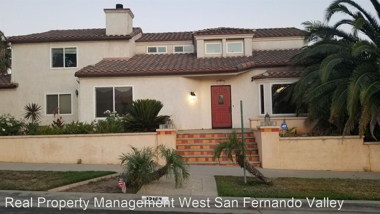 Primary Photo - 4 br, 2.5 bath House - 13153 Azores Ave