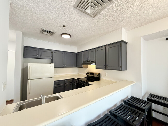Foto del edificio - 1204 Whitney Ave