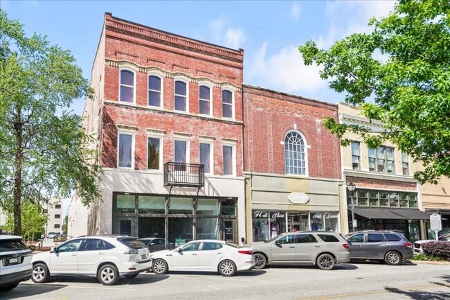 Building Photo - 127 W Evans St