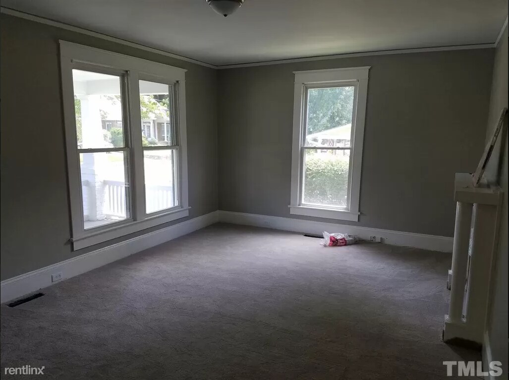 Building Photo - 3 br, 1 bath House - 23 Dixie Trl