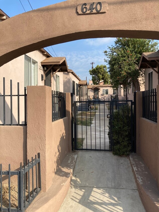 Primary Photo - 640 San Benito St