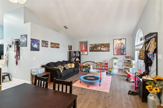 Building Photo - 6325 Chapel Pines Blvd